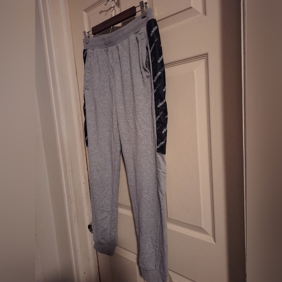 Adidas neo joggers size medium - Picture 4 of 5